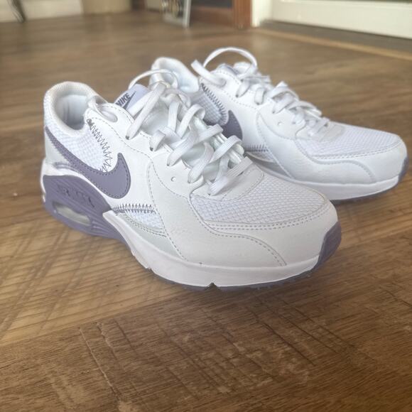 Nike Air Max Excee Women's Athletic Gym Workout Running Sneakers Sz 6.5 - Picture 1 of 11